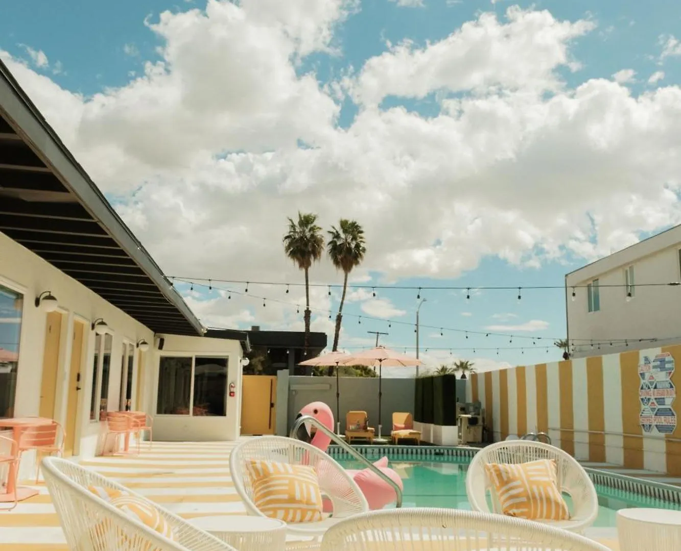 The Mod Hotel Palm Springs